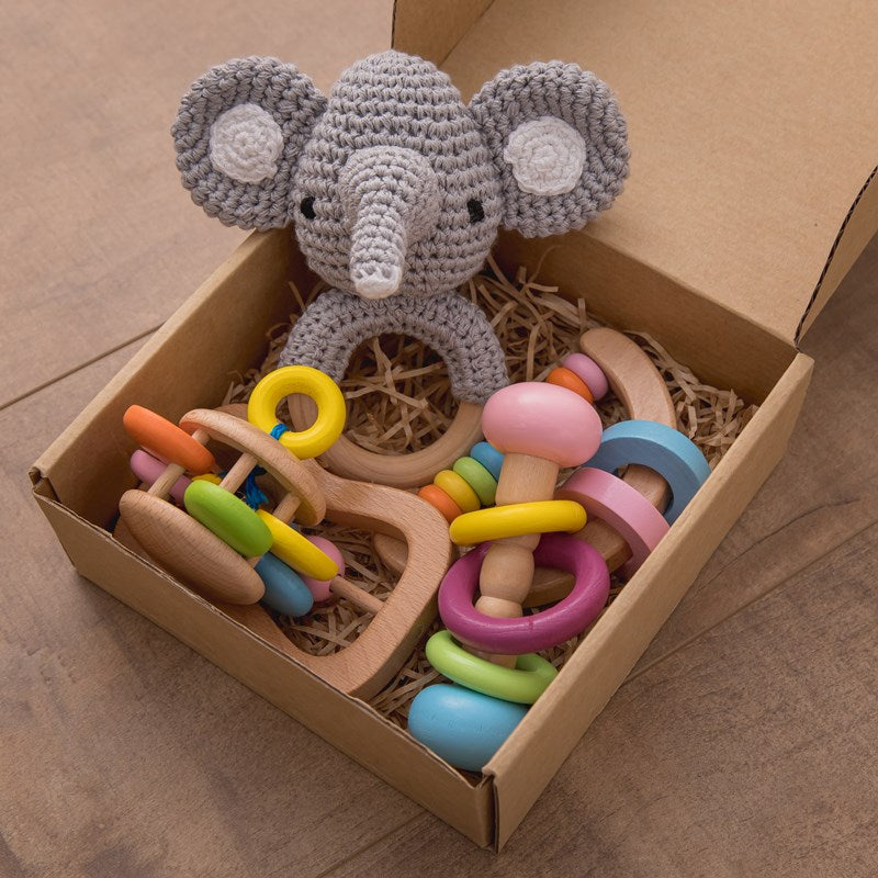 Wooden Baby Gift Set – Elephant or Giraffe | Sensory & Educational Toy for Newborns (0+ Months)